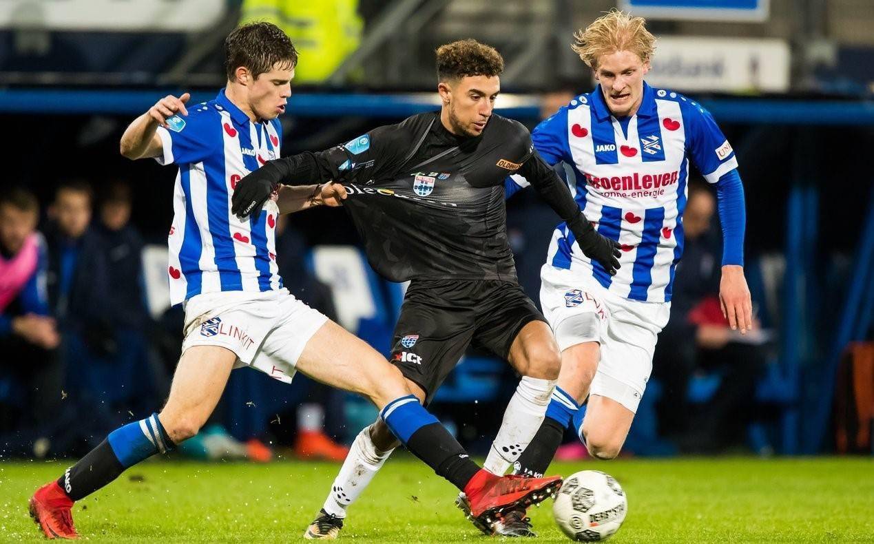 他已成为首 他已成为首